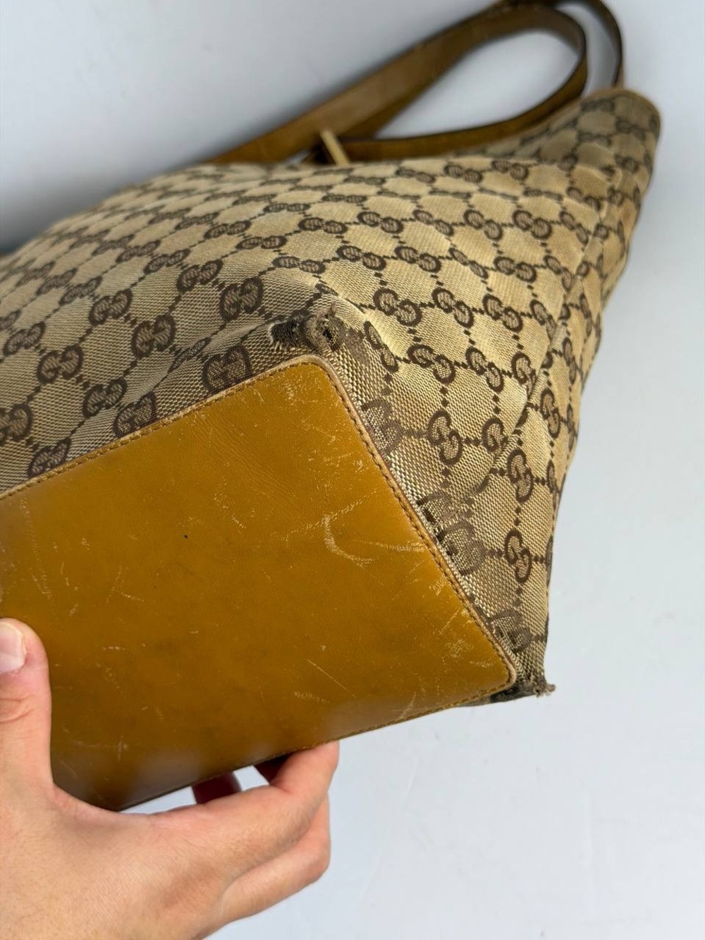 Gucci GG Monogram Canvas Tote Bag - Picture 10 of 16